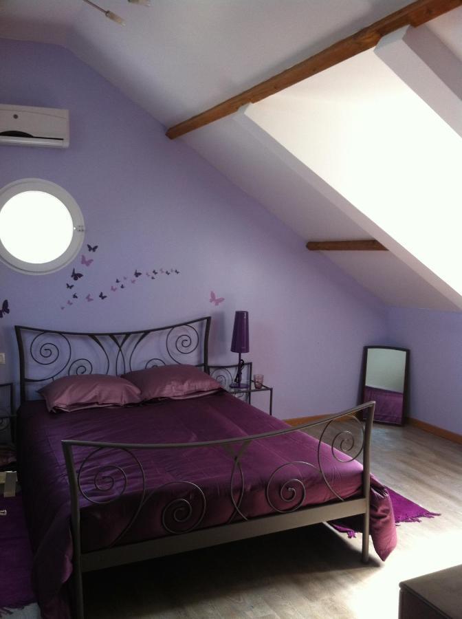 Bed and Breakfast Le Petit Manoir Farceaux Exterior foto
